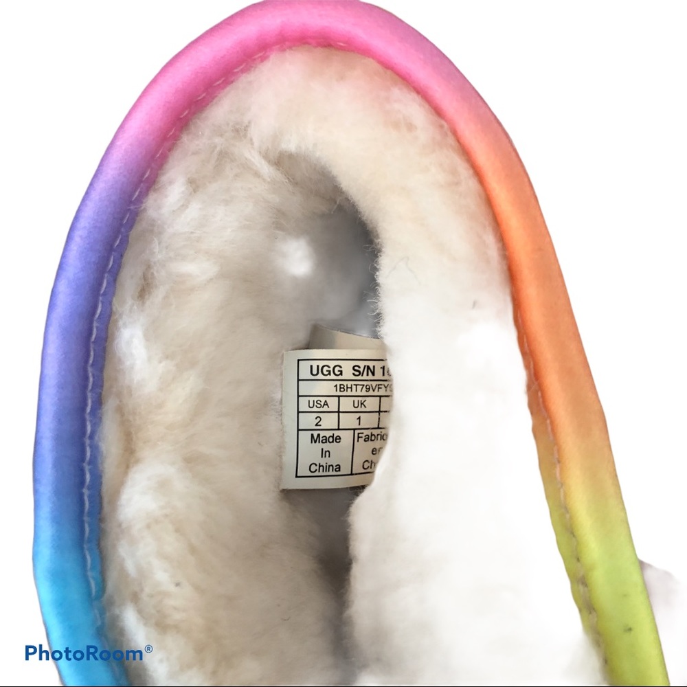 UGG Rainbow Trim Genuine Shearling Lined Boot - Picture 9 of 11